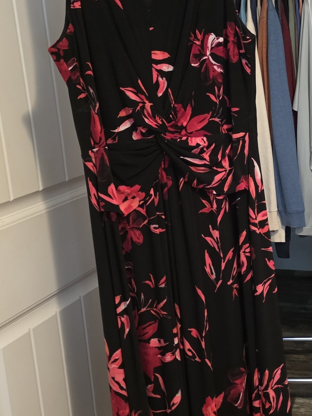 XL-Chaps Black Maxi Dress with Pink Floral Twist Front